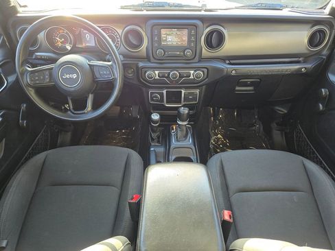 Used 2018 Jeep Wrangler Unlimited Sport AWD/4WD image 18