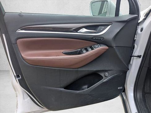 Used 2018 Buick Enclave Avenir w/ LPO, Cargo Package image 8