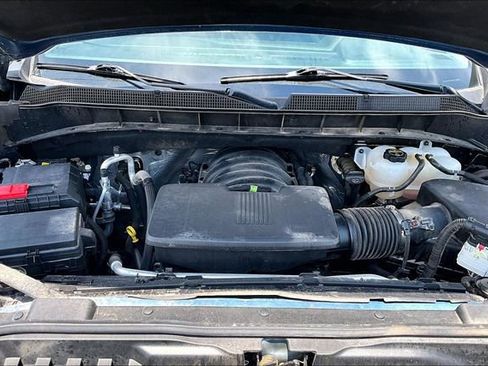 Used 2024 Chevrolet Silverado 1500 LT AWD/4WD image 31