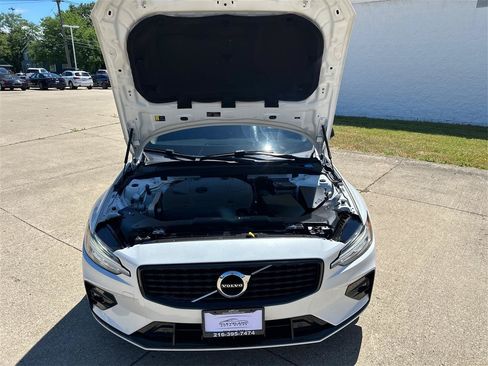 Used 2021 Volvo S60 T5 Momentum w/ Climate Package AWD/4WD image 23