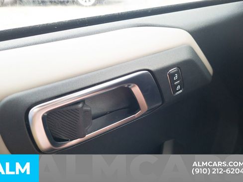 Used 2023 Ford Bronco Wildtrak image 33