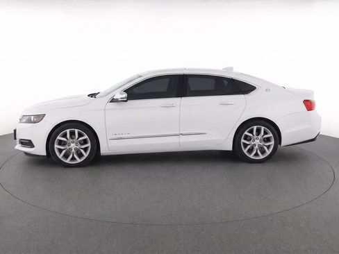 Used 2017 Chevrolet Impala Premier w/ Enhanced Convenience Package FWD image 8