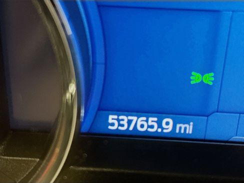 Used 2024 Ford Expedition XLT image 19