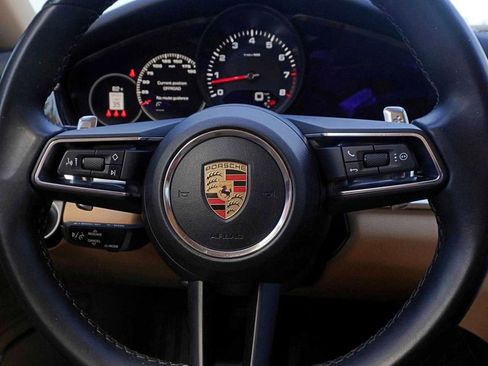 Used 2021 Porsche Panamera w/ Premium Package image 25