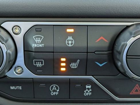 New 2026 Jeep Gladiator Sport image 25