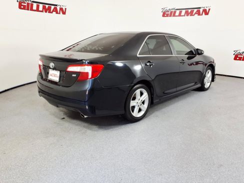 Used 2014 Toyota Camry SE FWD image 7