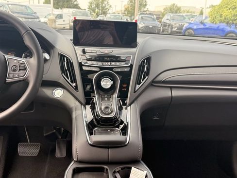 New 2025 Acura RDX SH-AWD image 15