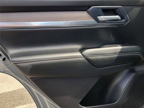 New 2026 GMC Terrain Denali image 16