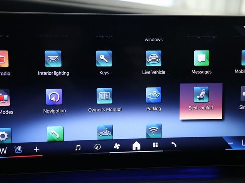 Used 2023 BMW i7 xDrive60 image 36