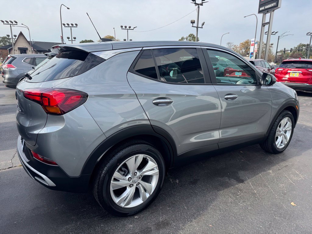 Used 2024 Buick Encore GX Preferred FWD image 3