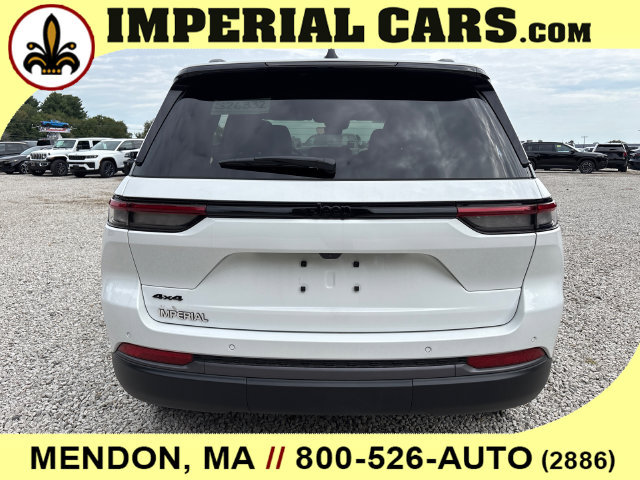 New 2026 Jeep Grand Cherokee Limited w/ Limited Altitude Package AWD/4WD image 10