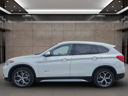 Used 2017 BMW X1 xDrive28i AWD/4WD image 5
