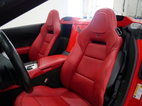 Used 2016 Chevrolet Corvette Stingray Convertible w/ 2LT Preferred Equipment Group image 28