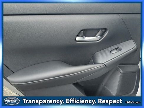 Used 2023 Nissan Sentra SV FWD image 14