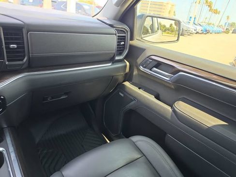 Used 2023 Chevrolet Silverado 1500 RST AWD/4WD image 10