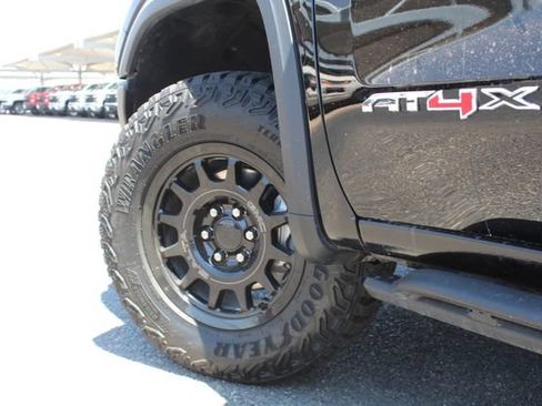 Used 2026 GMC Sierra 1500 AT4X w/ AT4X AEV Edition AWD/4WD image 12