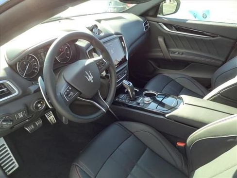 Used 2024 Maserati Ghibli Modena Ultima Q4 AWD/4WD image 9