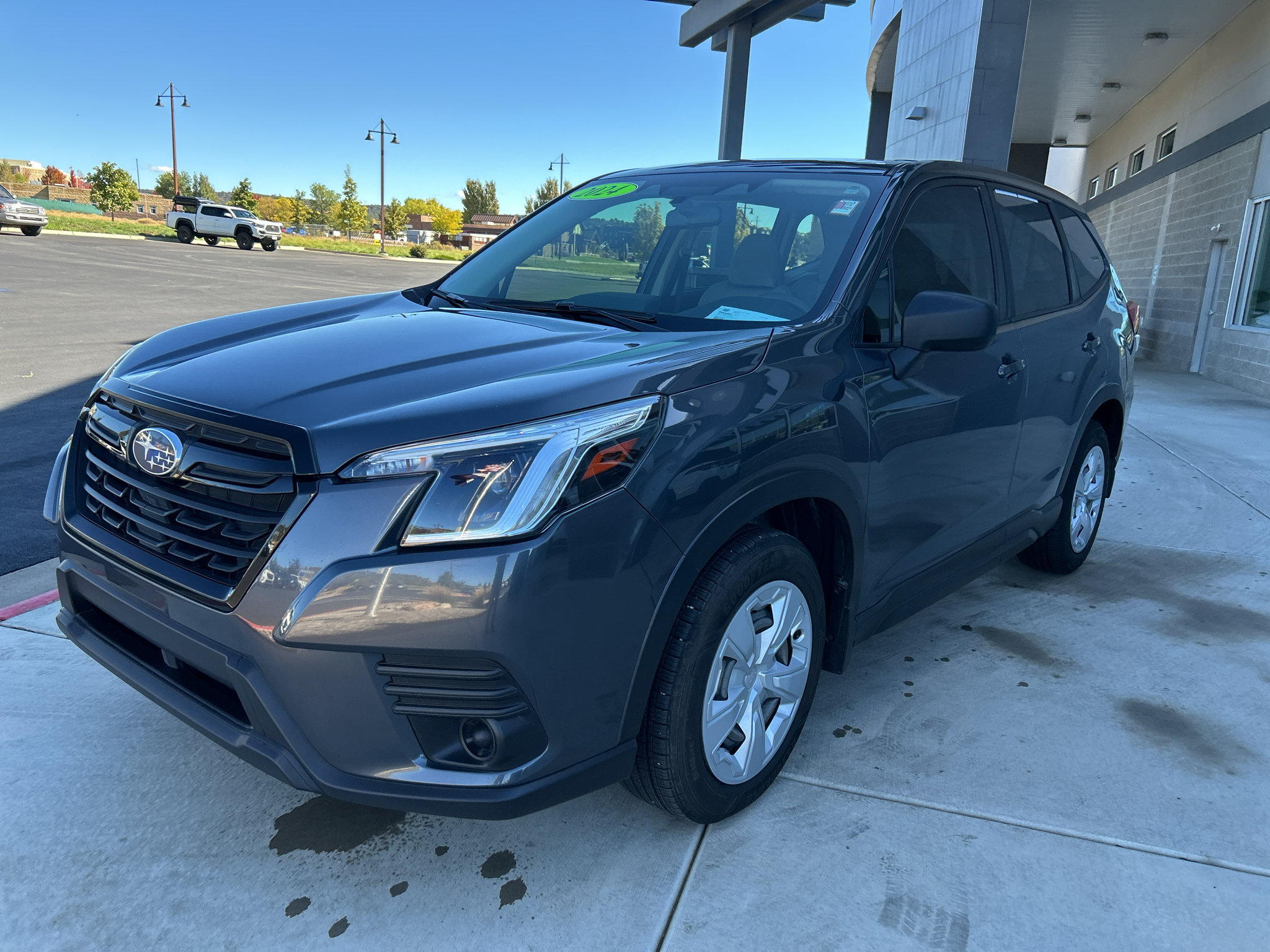 Used 2024 Subaru Forester AWD/4WD image 4