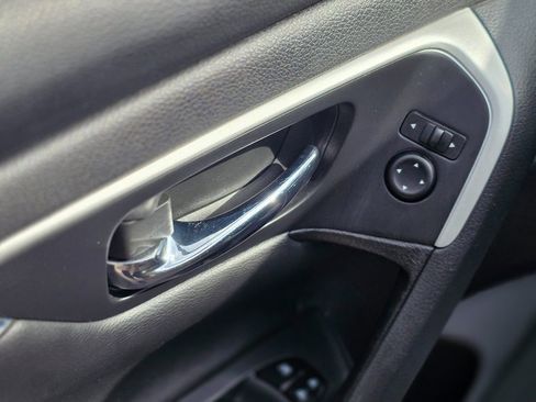 Used 2018 Nissan Altima 2.5 SR w/ SR Special Edition image 29