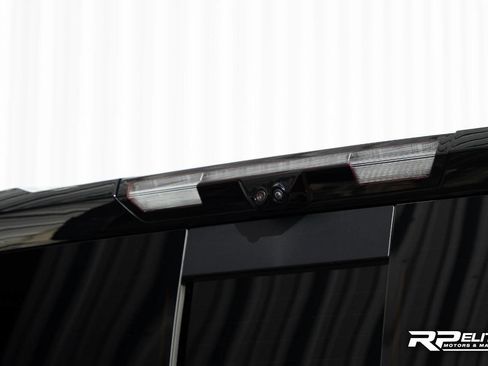 Used 2025 GMC Sierra 2500 Denali Ultimate image 42