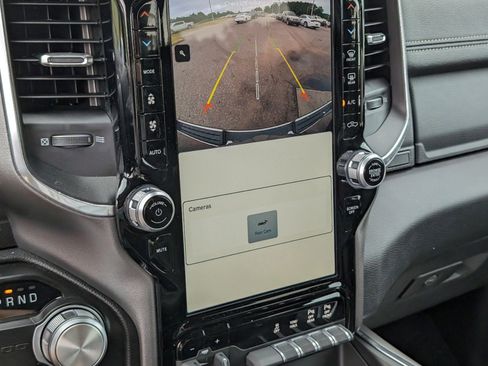 New 2023 RAM 1500 Laramie image 26