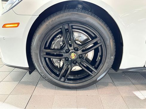 Used 2022 Porsche Panamera 4 AWD/4WD image 35