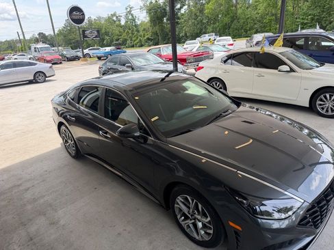 Used 2023 Hyundai Sonata SEL w/ Convenience Package FWD image 12