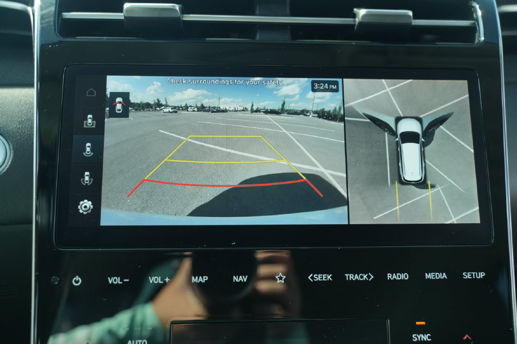 Used 2022 Hyundai Tucson Limited AWD/4WD image 30
