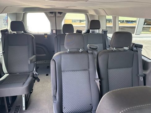 Used 2023 Ford Transit 350 XLT RWD image 13