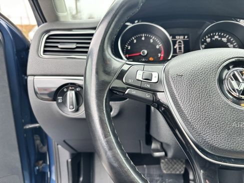 Used 2016 Volkswagen Jetta SEL image 34