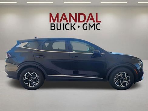 Used 2024 Kia Sportage LX FWD image 5