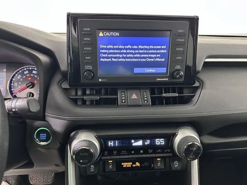 Used 2020 Toyota RAV4 XLE Premium image 25