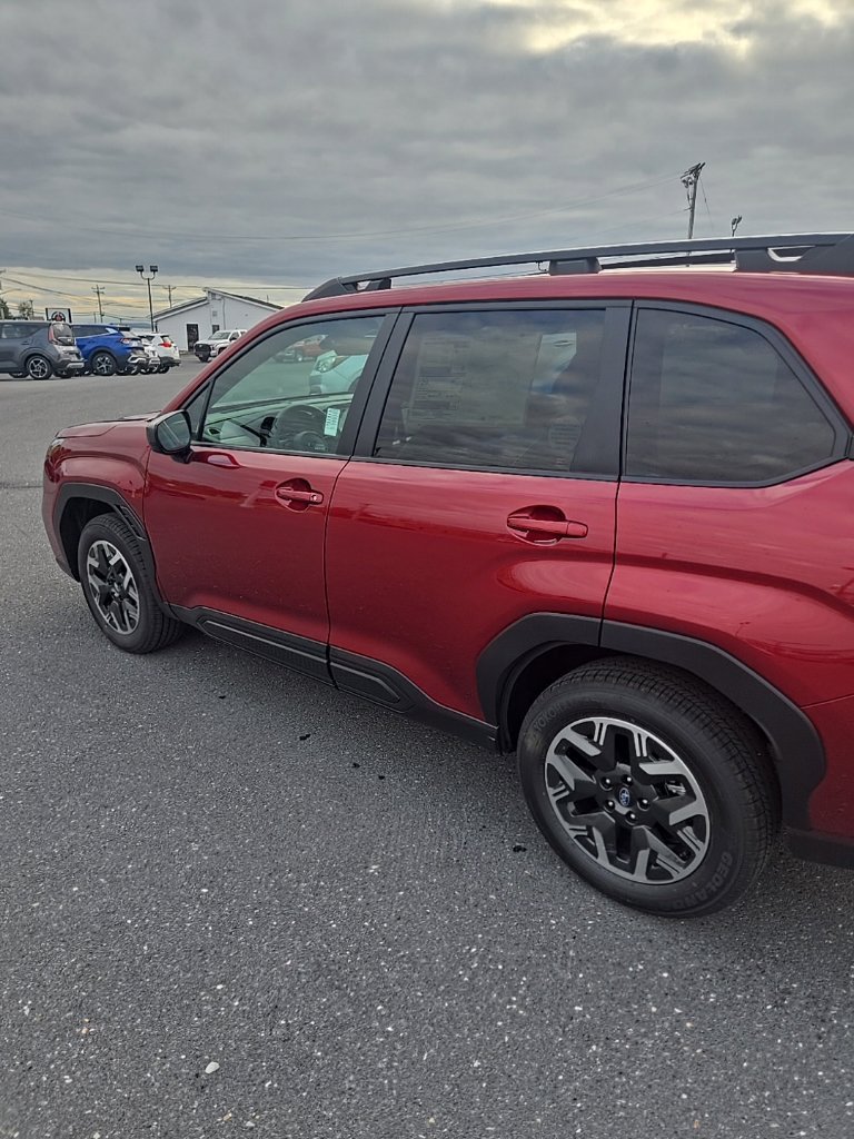 New 2026 Subaru Forester Premium AWD/4WD image 3