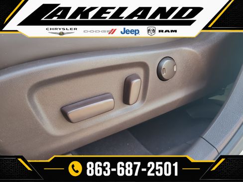 Used 2019 Lexus RX 450h AWD w/ Navigation Package image 18