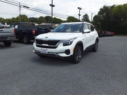 Used 2021 Kia Seltos S image 1