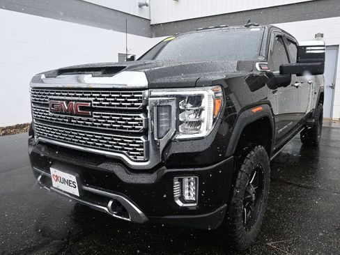 Used 2022 GMC Sierra 3500 Denali w/ Technology Package image 15