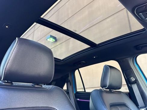 Used 2025 Jeep Wagoneer S Limited image 19