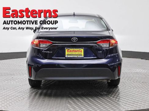 Used 2024 Toyota Corolla LE FWD image 6