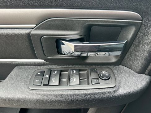 Used 2022 RAM 1500 Classic Warlock AWD/4WD image 10
