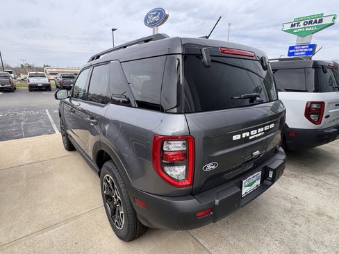 New 2026 Ford Bronco Sport Outer Banks image 3