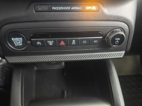 Used 2025 Ford Bronco Sport Free Wheeling w/ Convenience Package AWD/4WD image 23