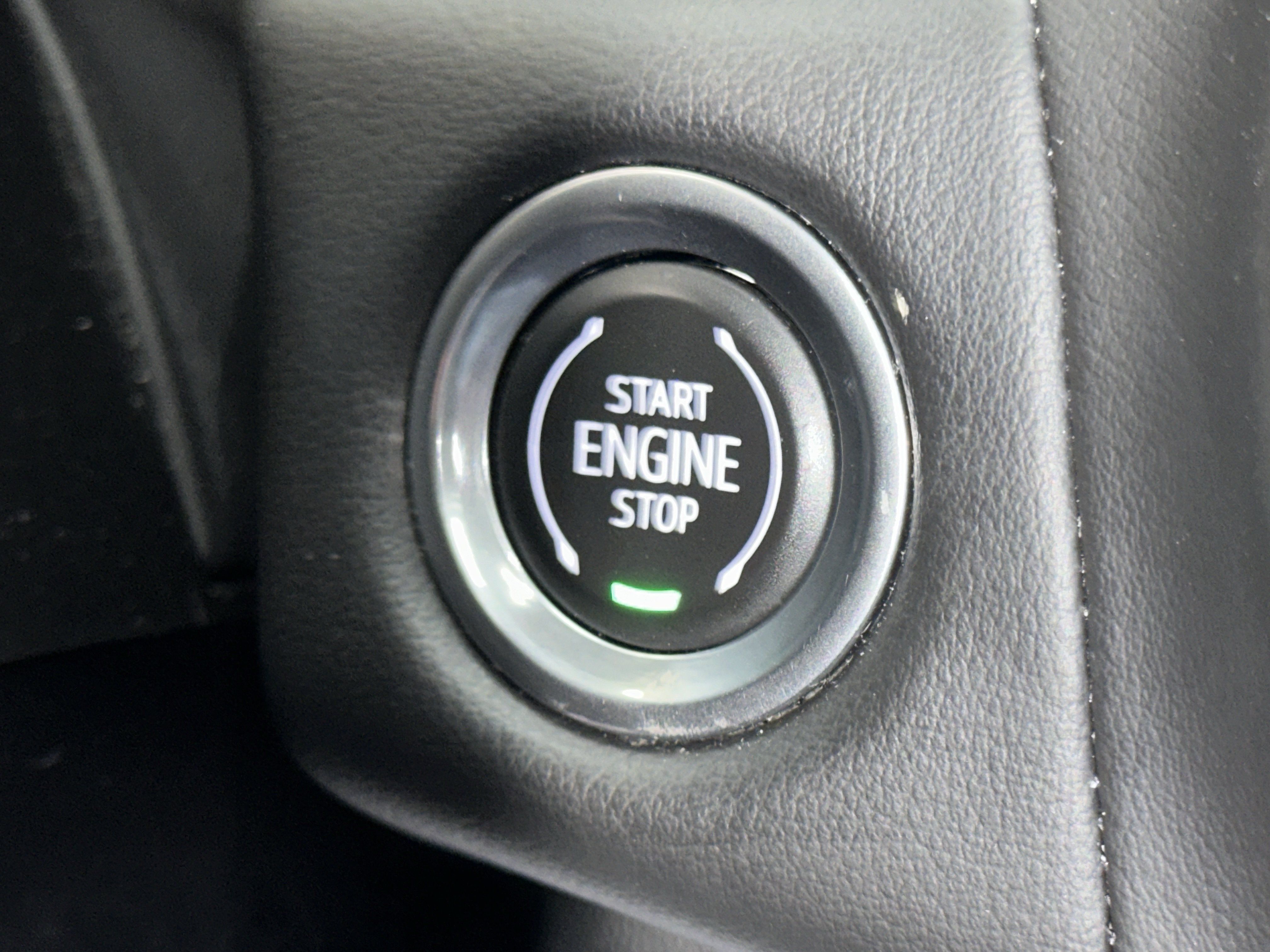 Used 2023 GMC Yukon AT4 w/ AT4 Premium Plus Package AWD/4WD image 35