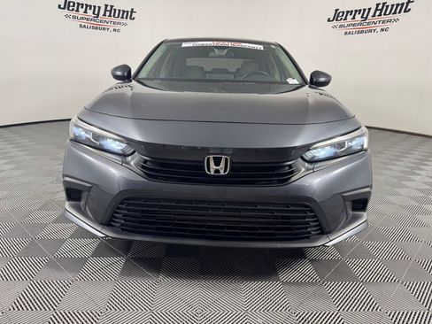 Used 2024 Honda Civic EX image 4