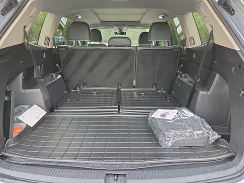 Used 2026 Volkswagen Atlas SEL Premium R-Line AWD/4WD image 30