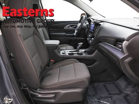 Used 2021 Chevrolet Traverse LT AWD/4WD image 25