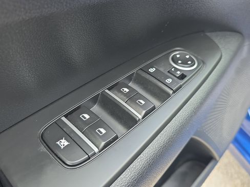Used 2024 Kia Forte LXS w/ LXS Technology Package FWD image 21