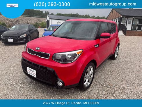 Used 2016 Kia Soul + FWD image 1