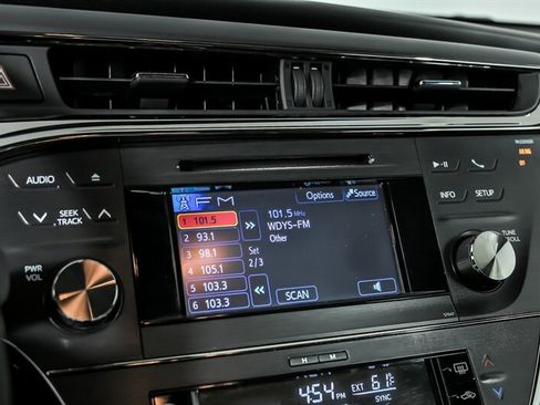 Used 2013 Toyota Avalon XLE image 28