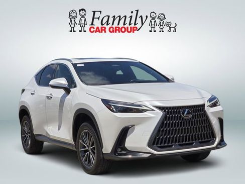 Used 2024 Lexus NX 250 FWD image 2