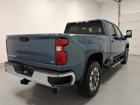 Used 2026 Chevrolet Silverado 2500 LT w/ All Star Edition AWD/4WD image 3